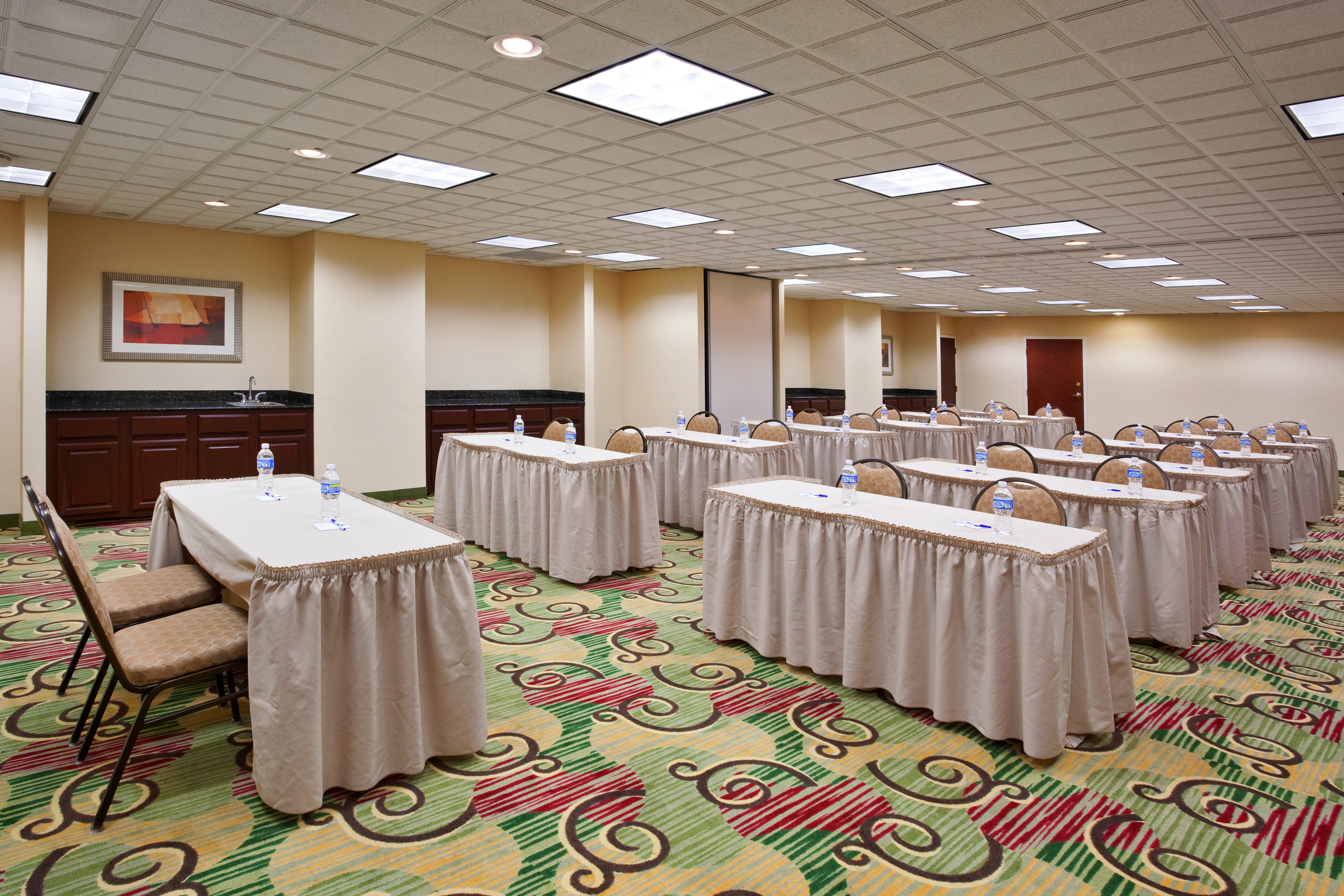 Holiday Inn Express Hotel & Suites Cleveland-Streetsboro By Ihg Exterior foto