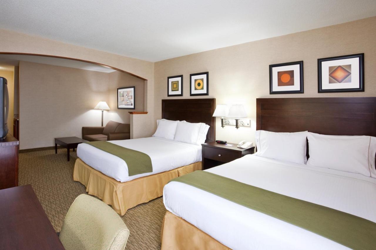 Holiday Inn Express Hotel & Suites Cleveland-Streetsboro By Ihg Exterior foto